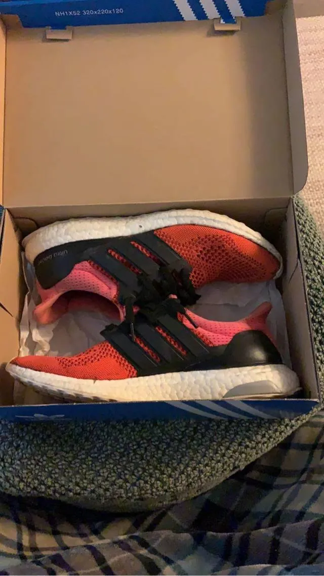 Adidas ultraboost 1.0 solar red og