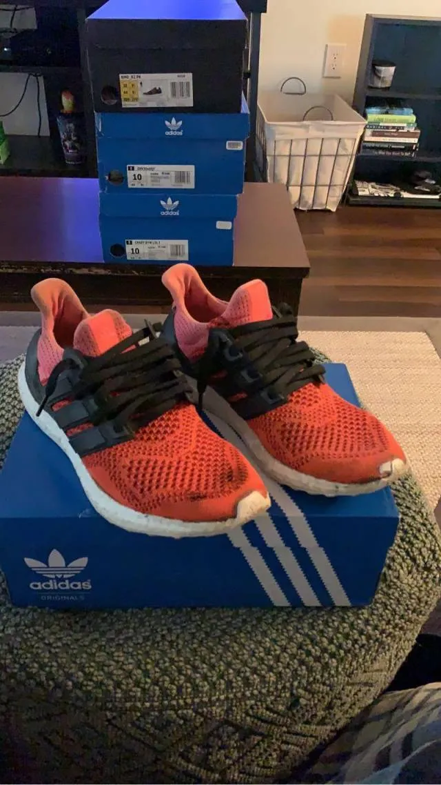 Adidas ultraboost 1.0 solar red og