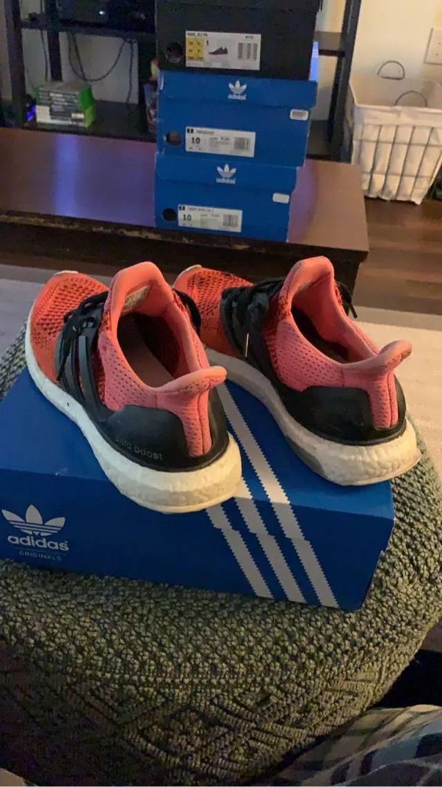 Adidas ultraboost 1.0 solar red og