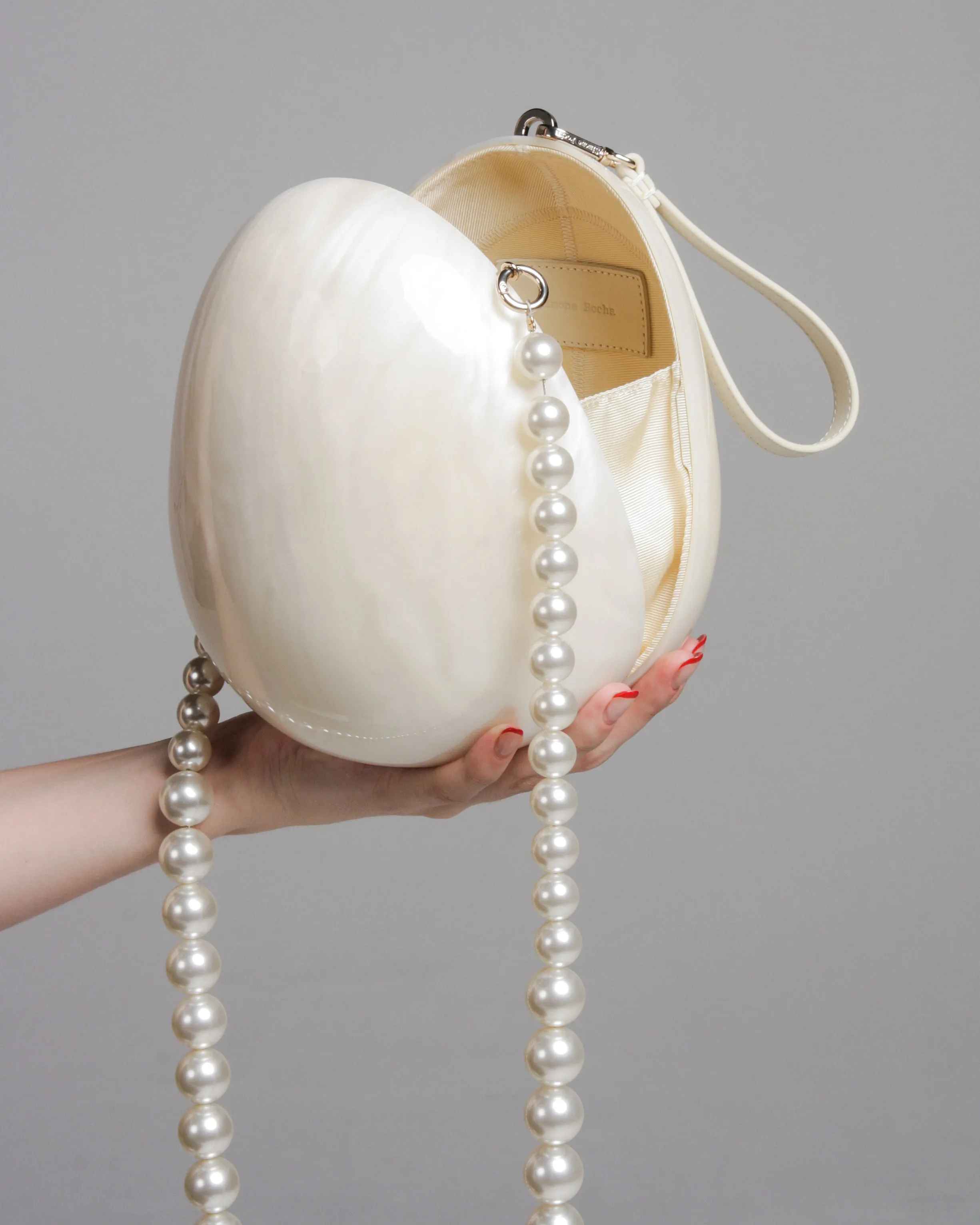 Large Pearl Egg Bag