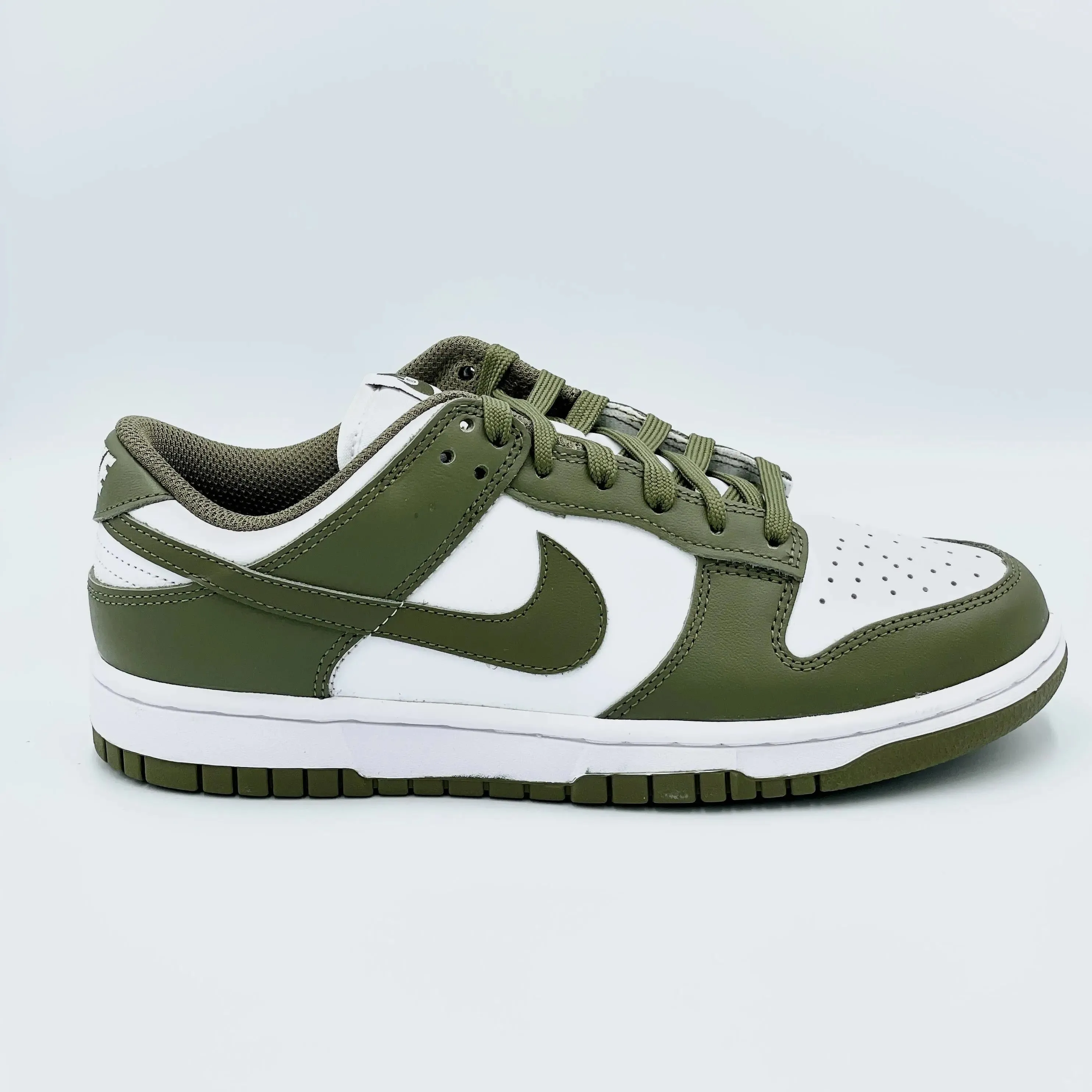 Nike Dunk Low Medium Olive