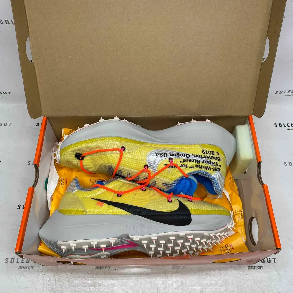 Nike (W) Vapor Street / OW Tour Yellow 2019 New Size 13.5W