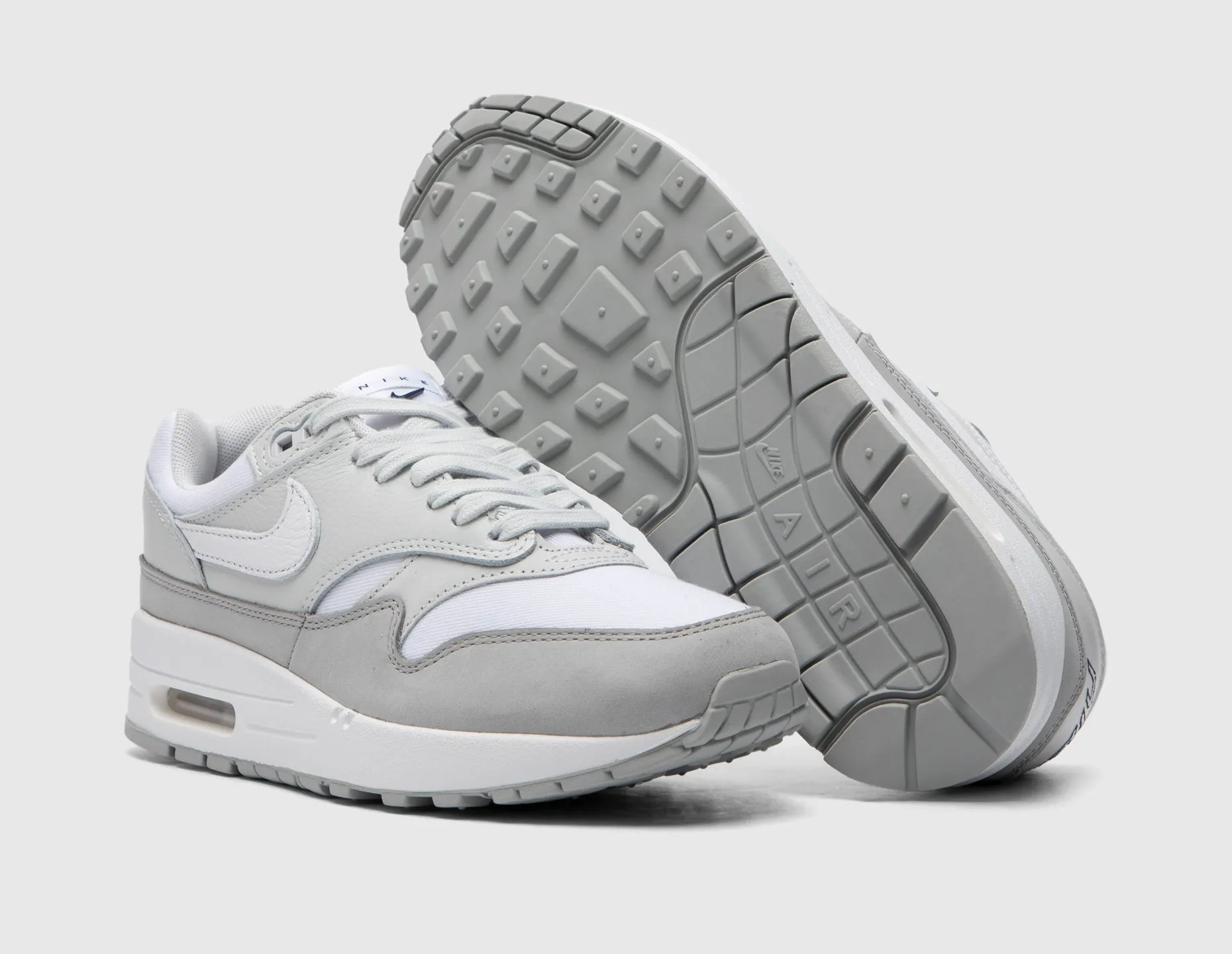 Nike Women's Air Max 1 '87 NBHD Photon Dust / White