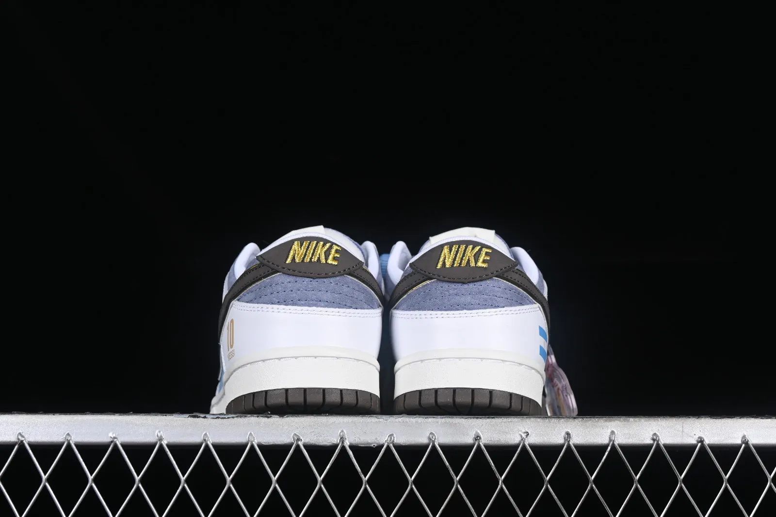 Otomo Katsuhiro x Nike SB Dunk Low Steamboy OST Blue Black White MS2022-886