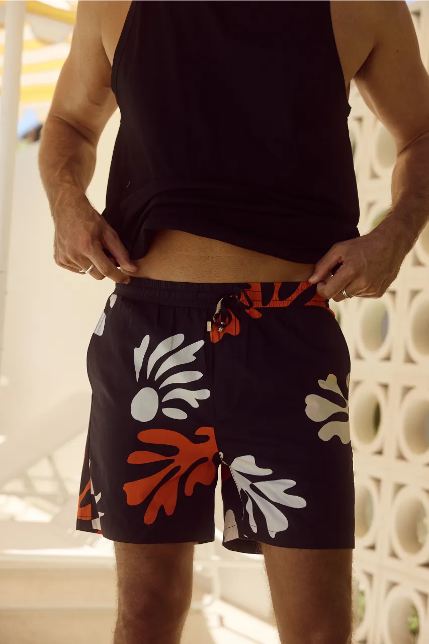 PARADISO SHORT - BLACK FLORAL