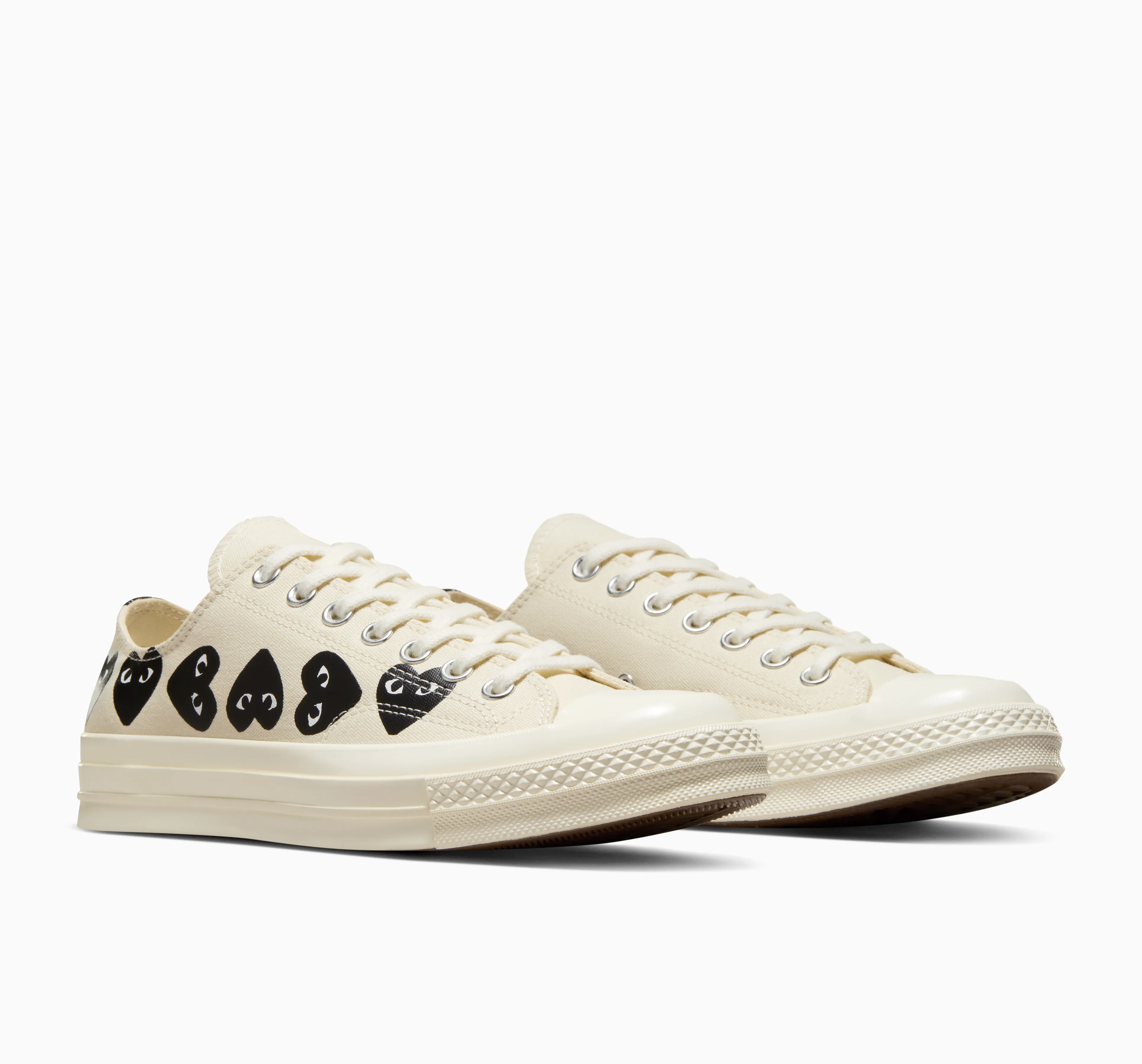 Play Comme des Garons x Converse Black Multi-Heart Chuck Taylor All Star '70 Low (White)