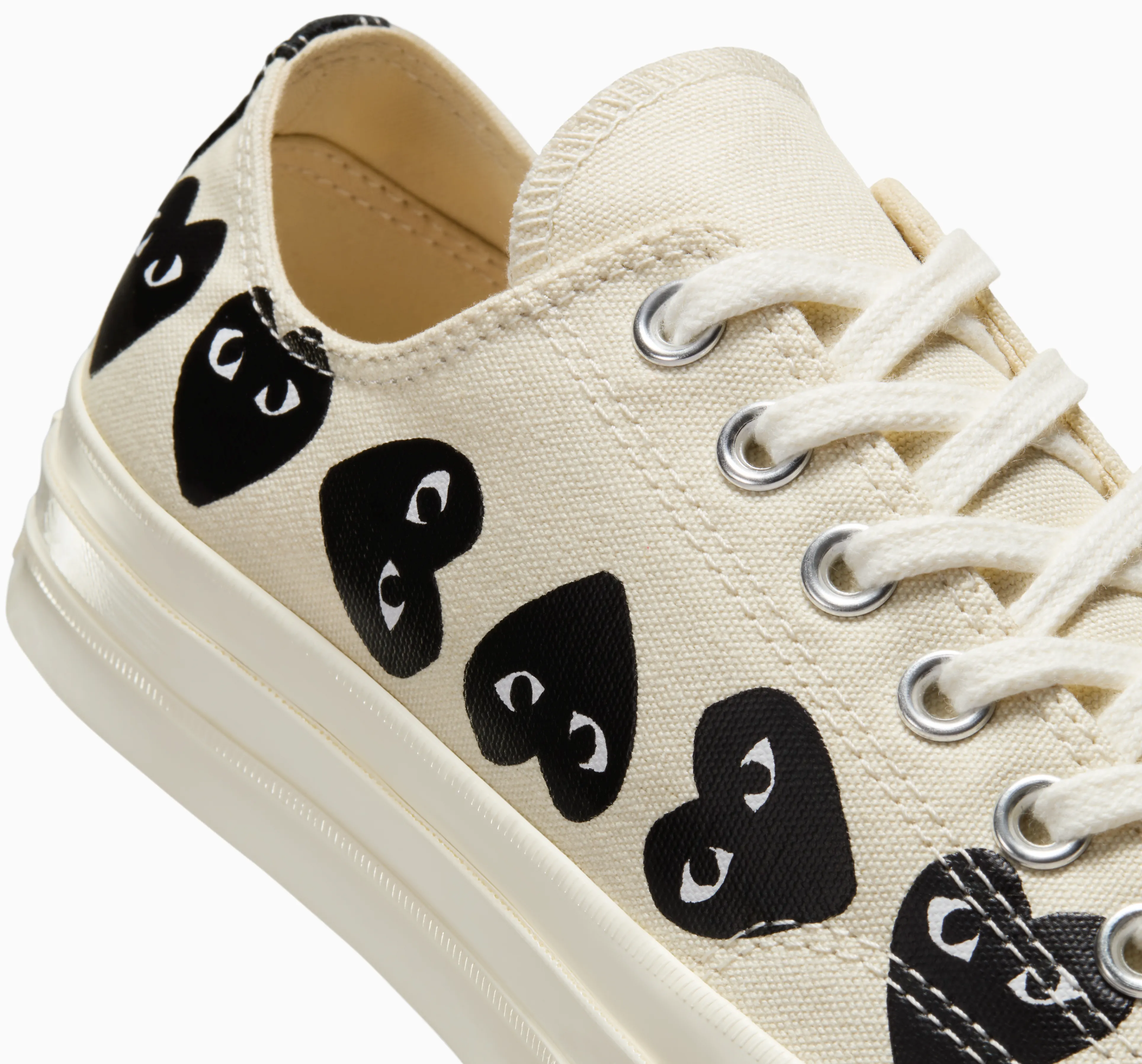 Play Comme des Garons x Converse Black Multi-Heart Chuck Taylor All Star '70 Low (White)