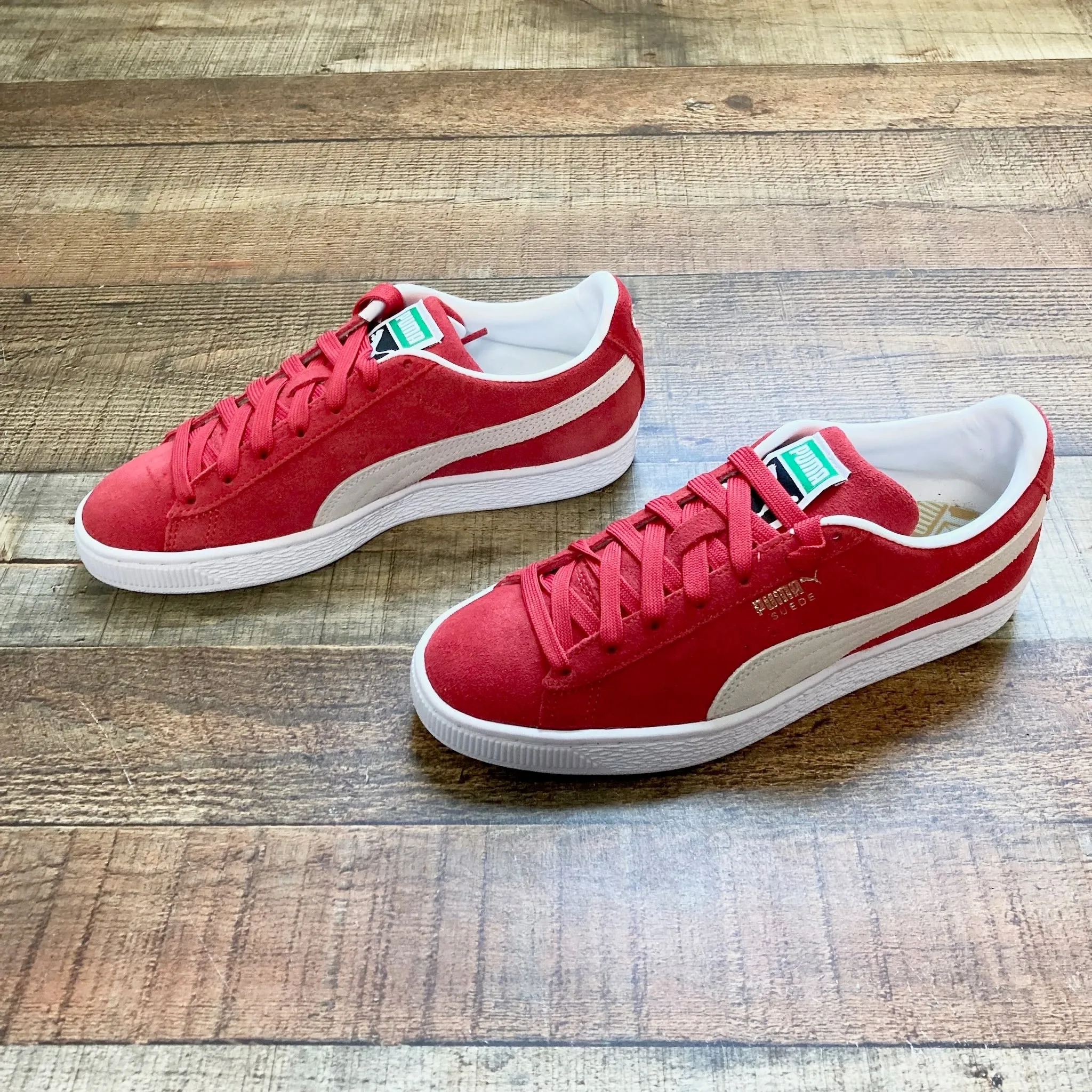 Puma Suede Classic XXI Red Sneakers- Size 6 (LIKE NEW)