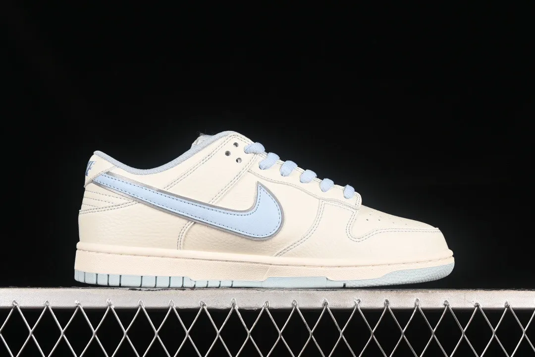 Supreme x Nike SB Dunk Low Off White Shy Blue RM2308-231